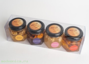 Набор подарочный (4 вида мёда с орехами в прозрачной коробке) №1
